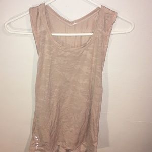 Lululemon tank top